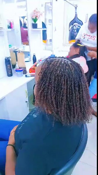 Juzz Curls on Fire....@Viva Trends Salon & Spa #hairstyle #fyp #stylish #Vivatrends_ke #Tuesday