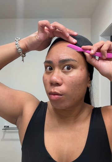 Peach fuzz face shave 🍑 Benefits: smooth skin, exfoliation, removes d...