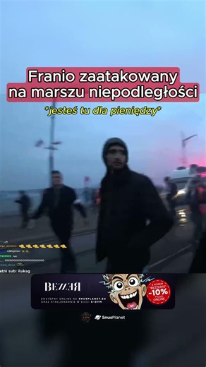 Ten streamer został zaatakowany na marszu niepodległości 🇵🇱😱#meduska #franio #azdus