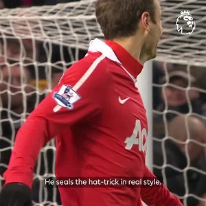 Starts the move 🎬 Finishes the move 🎯 Dimitar Berbatov at his brilliant best ✨ #GoalOfTheDay | Manchester United | Premier League
