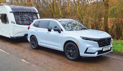 Honda CR-V 2.0 Plug-in Hybrid 2WD Advance Tech - Practical Caravan