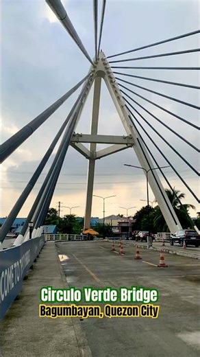 #circulo #verde #bridge #bagumbayan #quezoncity #philippines🇵🇭 #sanlakadnyo #walking #walkingtour