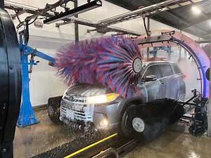 The Bubble Bath Car Wash: Guilbeau Rd Site