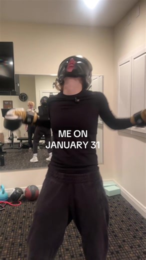 Katie (@realkatieb)’s video of boxing
