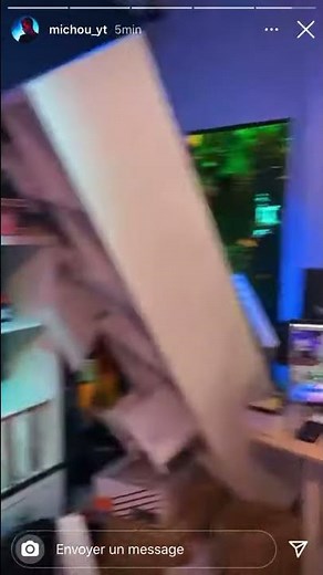 Michou - meurt sur minecraft + inox casse l’armoire de Michou !!