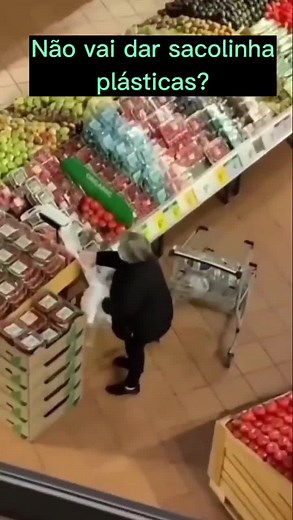 Os vídeos de junia.moura (@junia.moura) com som original - junia.moura