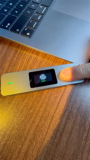 How to Hardware Encrypt Your External Drive (10Gbps) 🔒 #Shorts #vcom