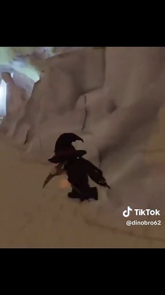 New Cat Boss Teased in 99 Nights in the Forest