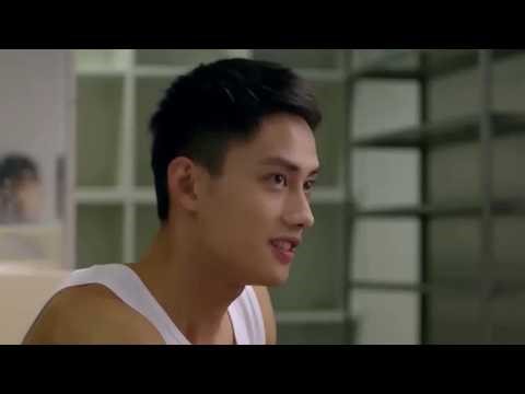 Guy accidentally walks in on senior in bathroom, can’t stop his heart racing at his great body!