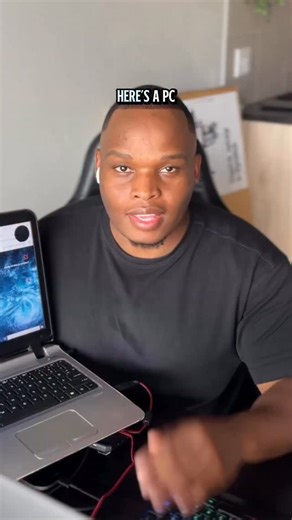 2K views · 7.9K reactions | PC tip pt.15 | Graphics driver reset If it still freezes, or doesn’t turn on, unplug the charger and hold the power button for 10–15s before restarting. #pctips #pctricks #pcgaming | TRIX CEO | Facebook