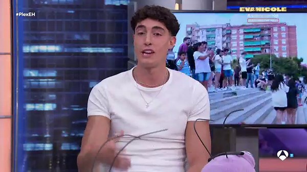 Hacerse pasar por Bad Bunny: Plex desvela cuál es la mejor broma que ha hecho