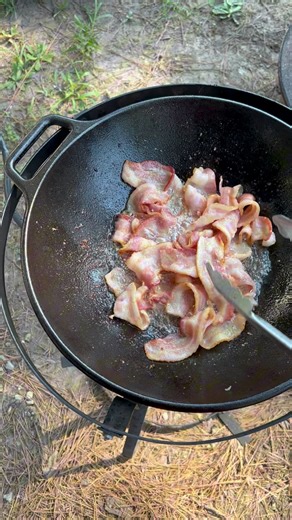 Deep frying bacon again #bacon #deepfryer #baconbaconbacon #cookingvideo #Oklahoma #blondeokie | Blonde Okie