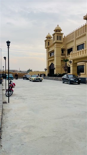 Spectacular Barat Entrance at Taj Mahal Marquee