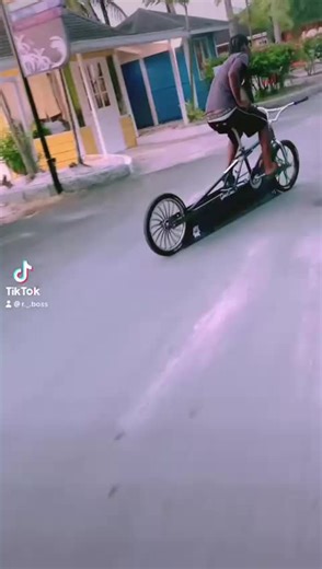 💀SNOWHITE👻 (@snow_1780)’s videos with No Competition - Prince Swanny