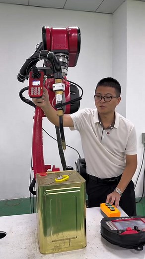 12K views · 25 reactions | Industrial robots, welding robots, Borunt robots, welding technology, six-axis robots #good #short #program #robotic | Kiran Thakor | Facebook