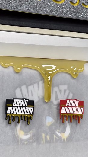 Ice Water Hash - Live Rosin , 70u-159u 1st press, pressed in 25u bags - Onion Rings