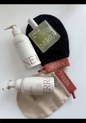 Just started my “new year, new skin” ritual 💆🏼‍♀️✨ Exfoliating foam ✔️ Korean-style mitt ✔️ Body wash ✔️ Dry body oil ✔️ Smells like: clean, chic, and finally taking care of myself 💅 #NerraBeauty #BodyCareRoutine #SelfCareSeason @Nerrabody