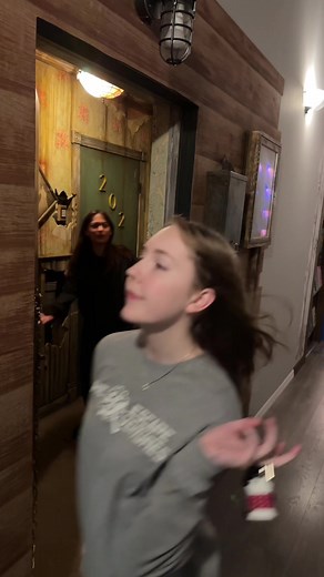 Escape room math?? 🧠🧮 #funny #friends #family #escape #teambuilding #escaperoom #EscapeRoomFun #bestie #funnyescaperoom #escaperoomenthusiast #kids #entertainment #escaperoommovie