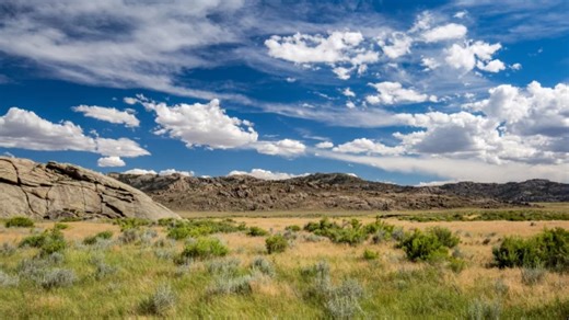 The Significance of Independence Rock on the Oregon Trail
