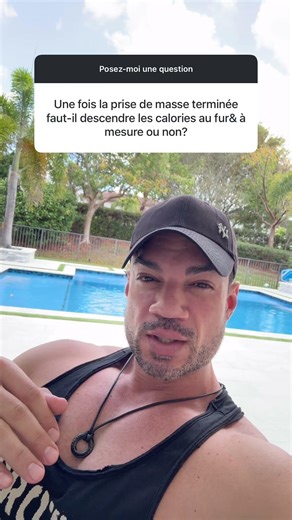 Muscle gain complete: should calories be gradually reduced?