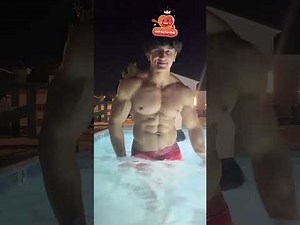 Hunter(Flexing In The Pool)