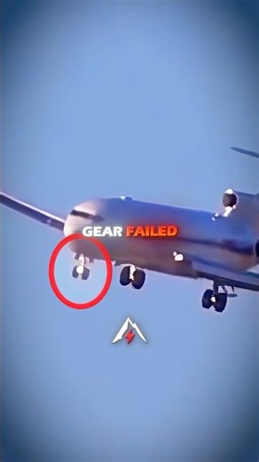 This Plane Tries to Make an Emergency Landing on a Truck…😱🚚✈️