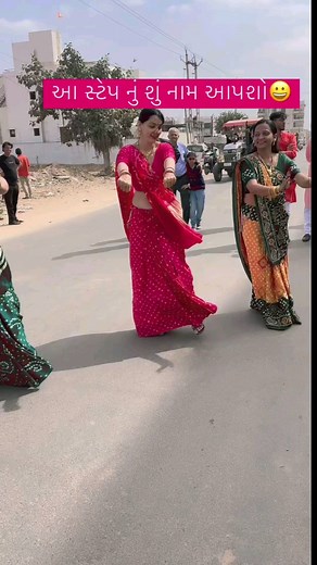 Garba Lover ❤❤🖤😍🖤❤️❤ . . . . #garba #garbanzos #garbanight #navratri #garbaking #garbaqueen #happynavratri #navratricollection #navratrichaniyacholi #navratrijewellery #navratrifever #navratrifestival #navratrivibes #navratriwear #navratriutsav #navratrilook #navratrigarba #navratrinights #navratricelebration #garbaking #navratri2021 #navratrispecial #navratrifood #thegarbareels | Gujarati Garaba Reel