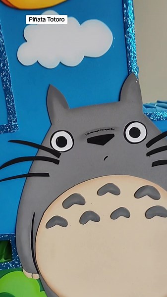 Piñata Totoro: Manualidades Creativas para Niños