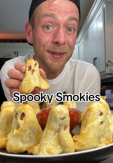 Spooky Smokies Recipe — Easy Halloween Puff Pastry Ghosts