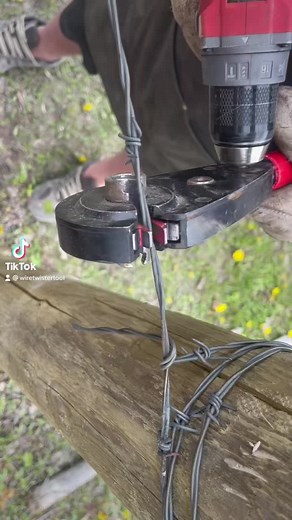 Barbwire changing the way we wrap. #saveahand #keepittight #farming #toolbox #rancher #agricultu #besttool #canada #saskatchewan #fencingcontractor #cattlefarm #usa #cattleranch #barbwire