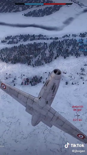 playing to much a10 for the event to bother playing other planes lmao #jjbogan #nezzy #warthunder #fyp #trending #gaming