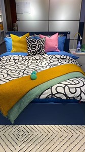 Summer may be coming to a close, but we’re keeping things bright ☀️​ Shop all our bedroom textiles here: cur.lt/qmyddlf6o - L’été touche peut-être à sa fin, mais nous gardons les choses lumineuses☀️​​ Découvrez tous nos textiles de chambre à coucher : cur.lt/zi5dw9lxi | IKEA