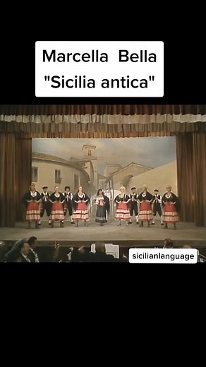 Video di SICILIANLANGUAGE (@sicilianlanguage) con Sicilia antica canta Marcella Bella - SICILIANLANGUAGE