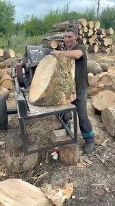 1.2M views · 4.2K reactions | Million views in Tik Tok. CRAZY splitting. EXTREME.❗️❗️❗️#firewood #woodwork #work #hardwork #wood #fypシ #viralpost #wood #processing #woodworking #process #handmade #usa #design #legal #art #management #woodwork #guaranteed #interiordesign #fast #homedecor #trust | Isabelle Thompson | Facebook