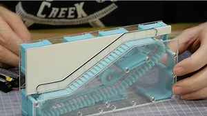 Tiny 3D Printed HO Scale Escalator That Works