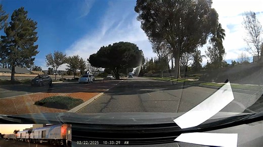 2025.02.22 行车记录仪拍到Amtrak F40PH NPCU Comet编组上Pacific Surfliner北线