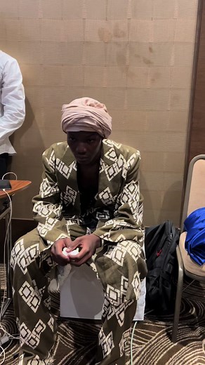 Vidéos de Megui (@meguiwarano9) avec son original - Megui