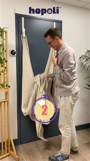 🥇 Découvrez l’Enfile-Couette Hopoli, médaillé d’or au Concours Lépine et fabriqué en France 🇫🇷. Changez votre housse de couette sans effort et en quelques secondes seulement ! ✅ Convient à tous, y compris aux seniors ✅ Innovation brevetée, simple et efficace ✅ Évite les torsions et efforts inutiles ✅ Gagnez du temps et de l’énergie au quotidien | Hopoli