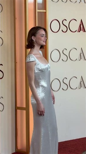 Emma Stone Arrives at the Oscars
