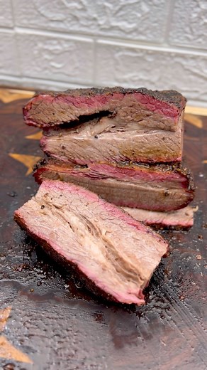 Brisket Ahumado🔥👌🏼😌 #MPSDV #chef #cheflife #food #foodporn #foodie #cooking #cocina #comida #comidamexicana #masterchef #mexico #mexicanfood #comidacasera #receta #recetas #recetasfaciles #recipe #tutorial #bbq #brisket #texas #texasbbq #smoked #ahumados | Borrecito