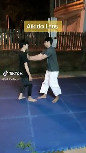 ວິທີແກ້ ເມື່ອຖືກກຳຄໍເສື້ອ(2ມື) #AikidoLaos