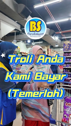 🎉🛒 𝐓𝐫𝐨𝐥𝐢 𝐀𝐧𝐝𝐚 𝐊𝐚𝐦𝐢 𝐁𝐚𝐲𝐚𝐫 di 𝐁𝐒 𝐅𝐫𝐞𝐬𝐡𝐦𝐚𝐫𝐭 𝐓𝐞𝐦𝐞𝐫𝐥𝐨𝐡, 𝐓𝐚𝐦𝐚𝐧 𝐂𝐡𝐞𝐧𝐠𝐚𝐥 𝐈𝐧𝐝𝐚𝐡! 🛒🎉 Kali ini kami singgah ke Temerloh untuk buat kejutan istimewa 🎁 Reaksi customer memang tak sangka bila troli mereka kami bayarkan — ada yang terkejut, ada yang senyum lebar, ada yang terharu 💙💛 Macam biasa, soalan pertama kami 👀 “𝐃𝐚𝐡 𝐟𝐨𝐥𝐥𝐨𝐰 𝐓𝐢𝐤𝐓𝐨𝐤 𝐁𝐒 𝐅𝐫𝐞𝐬𝐡𝐦𝐚𝐫𝐭 𝐛𝐞𝐥𝐮𝐦?” 😄📱 Nak tahu outlet mana pula yang kami akan pergi untuk segme