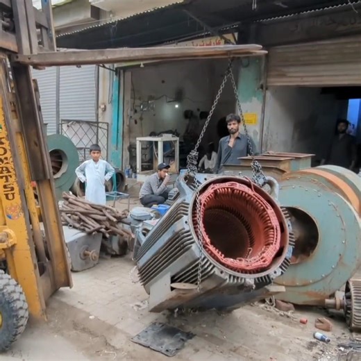 Amazing process of huge motor #manufacturingprocess #shorts