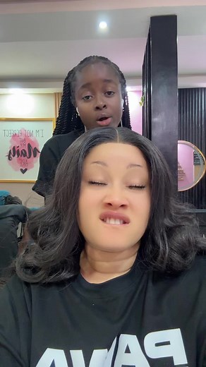 I wanted to laugh so bad 😹😹😹