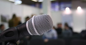 Device Simulates Invisibility to Calm Social Anxiety