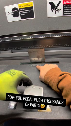 PEDAL PUSHINNNN😏 #fabrication #pressbrake #forming #asmr #metalfabrication #mfg #manufacturing #labor #steel #metal | Reiter's Custom Welding