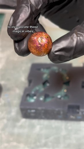 Liquid Core Dirty Pour Process for Handmade Dice