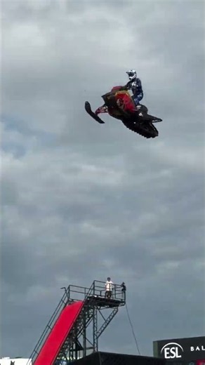 Snowmobiles are GNARLY
