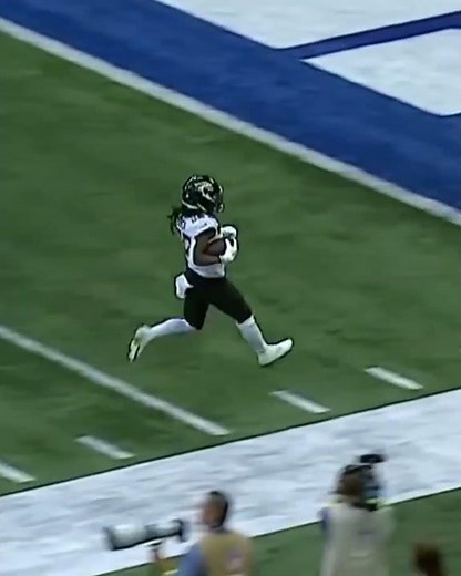 NFL Top Plays (pt 150): JaMycal Hasty 61 Yard TD Run vs Colts #jaguars #nfl #highlights #topplays