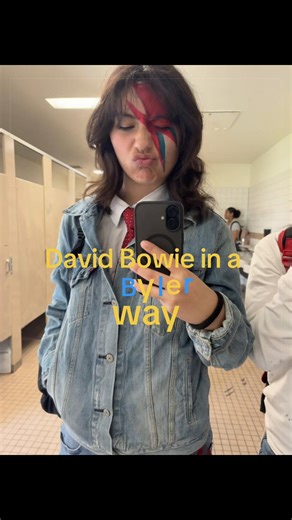 David Bowie costume ✌️ #davidbowie #byler #strangerthings #fyp #80s